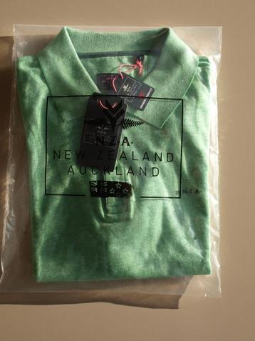 NIEUW !!: "New Zealand Auckland" polo, fresh green, maat M beschikbaar voor biedingen