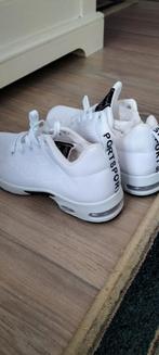 Nieuwe dames schoonen 30 euro vaste prijs, Kleding | Dames, Schoenen, Ophalen, Nieuw, Wit, Sportschoenen