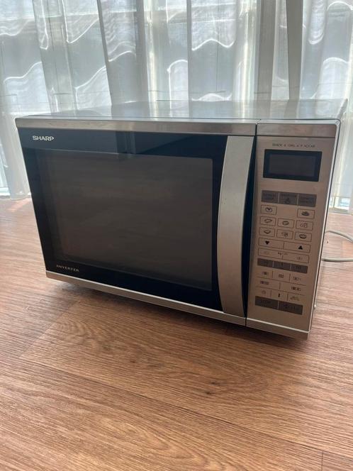 Combimagnetron Sharp R-971 STW, Witgoed en Apparatuur, Magnetrons, Gebruikt, Vrijstaand, 45 tot 60 cm, Ophalen