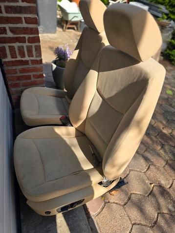BMW E90 Stoffen Stoelen - Elektrisch Verstelbaar beschikbaar voor biedingen