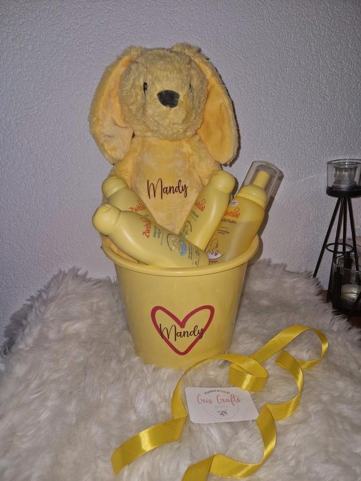 Gepersonaliseerd Kraamcadeau met Zwitsal en Knuffel, Kinderen en Baby's, Kraamcadeaus en Geboorteborden, Nieuw, Kraamcadeau, Ophalen of Verzenden