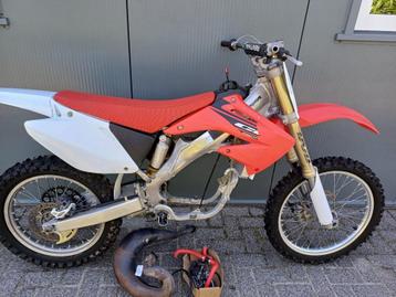 Zonder blok nette Honda cr 250 rijwiel gedeelte bj 05  beschikbaar voor biedingen