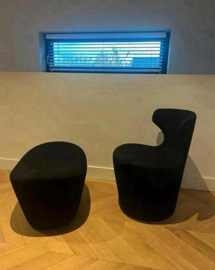 B&B Italia Mini Papilio + ottoman, Huis en Inrichting, Complete eetkamers, Zo goed als nieuw, Ophalen