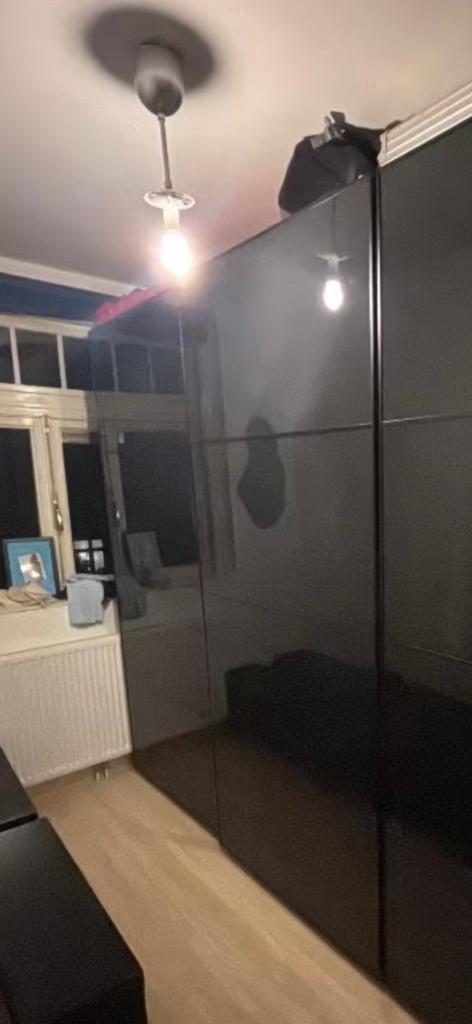 Pax kast schuifdeuren zwart (hokksund), Huis en Inrichting, Kasten | Kledingkasten, Zo goed als nieuw, 200 cm of meer, 50 tot 100 cm