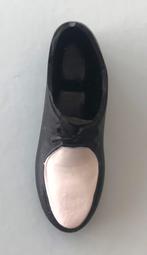 1960's Vintage Ken schoen zwart met wit, Japan, Verzamelen, Poppen, Ophalen of Verzenden, Gebruikt, Kleertjes