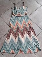 Jurk Lascana lang zgan maat 40 met split, Kleding | Dames, Jurken, Ophalen of Verzenden, Zo goed als nieuw, Maat 38/40 (M), Onder de knie
