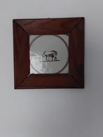 Antieke tegel in Antieke lijst., Antiek en Kunst, Antiek | Wandborden en Tegels, Ophalen of Verzenden