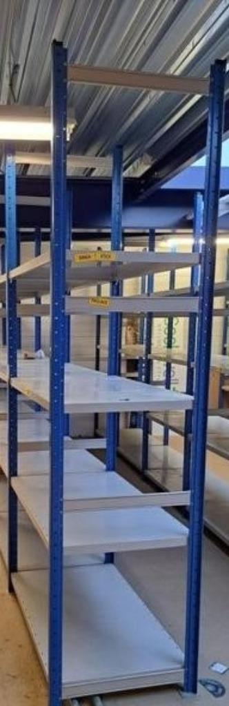 Restant Nog zeer nette Legbordstelling Br. 0.62 H. 2.41, Huis en Inrichting, Kasten | Stellingkasten, Zo goed als nieuw, Ophalen