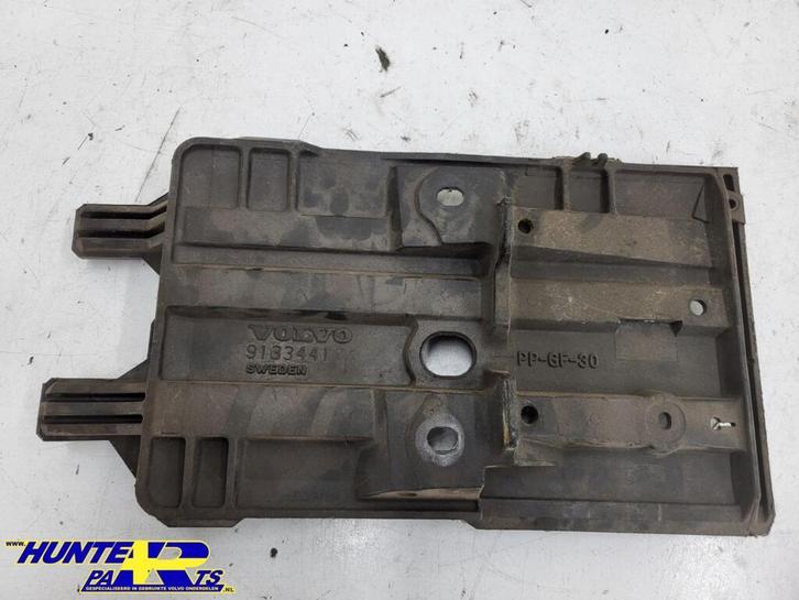 Accubak Volvo 850/S70/V70/C70 ('91-'96) 9133441, Auto-onderdelen, Accu's en Toebehoren, Volvo, Gebruikt, Ophalen of Verzenden