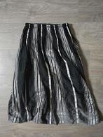 Ischiko ( Oska ) mooie rok S, Kleding | Dames, Ophalen of Verzenden, Zo goed als nieuw, Zwart, Onder de knie