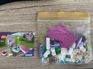LEGO Friends 30411 Snoepdoos en Bloem  beschikbaar voor biedingen
