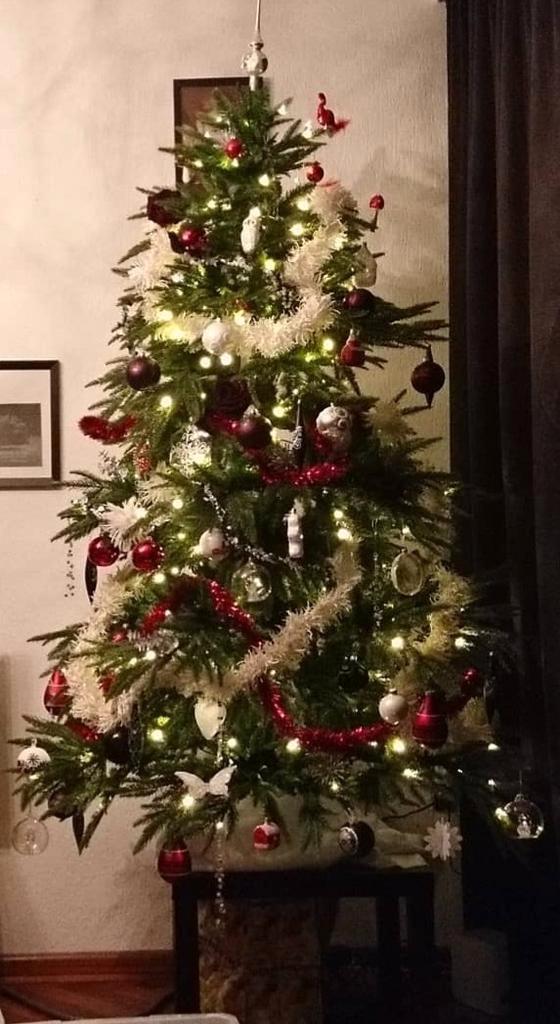 Kerstboom met 260 ingebouwde ledlichtjes, Diversen, Kerst, Zo goed als nieuw, Ophalen