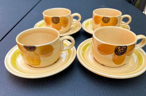 Vintage Gien kop + schotels Soleil perfect st. uit Frankrijk, Huis en Inrichting, Keuken | Servies, Zo goed als nieuw, Kop(pen) en/of Schotel(s)