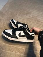 Nike Dunk Low Panda - Maat 38, Kleding | Dames, Schoenen, Ophalen of Verzenden, Zo goed als nieuw, Zwart, Sneakers of Gympen