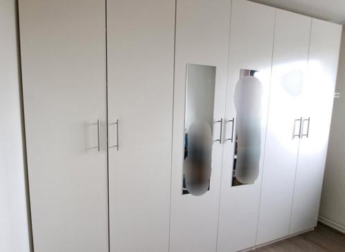 Kledingkast, Huis en Inrichting, Kasten | Kledingkasten, Zo goed als nieuw, 200 cm of meer, 50 tot 75 cm, Ophalen