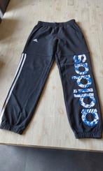 Adidas joggingbroek maat L 13/14 jaar, Kleding | Heren, Sportkleding, Gedragen, Ophalen of Verzenden, Overige maten