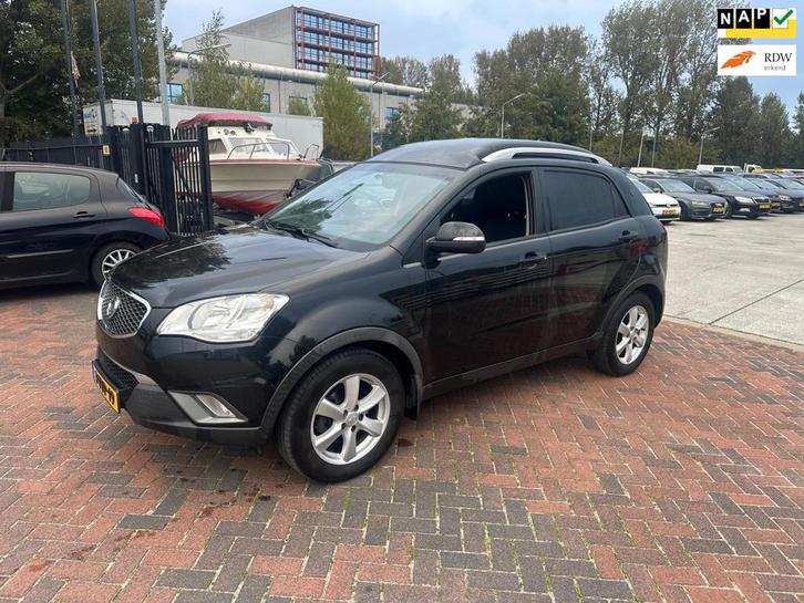 SsangYong Korando 2.0 XDI Sapphire HR Airco! Zwart! 160DKM N, Auto's, Bestelauto's, Bedrijf, Te koop, 4x4, ABS, Airbags, Airconditioning
