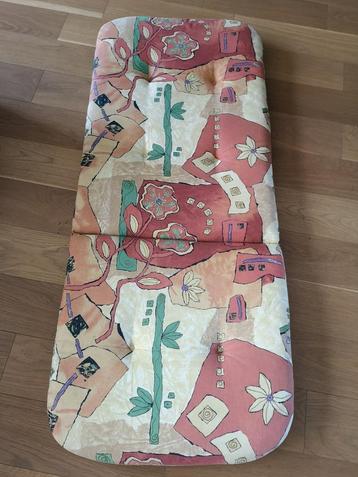 Kussens (5) voor tuinstoelen beschikbaar voor biedingen
