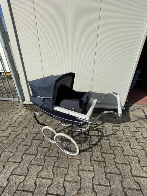 Silvercross kinderwagen, gebruikt voor reborn poppen., Verzamelen, Poppen, Zo goed als nieuw, Accessoires, Ophalen