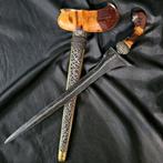 Keris Brojol Pamor Dwiwarna Dadung Muntir Wengkon Solo KNN42, Verzenden