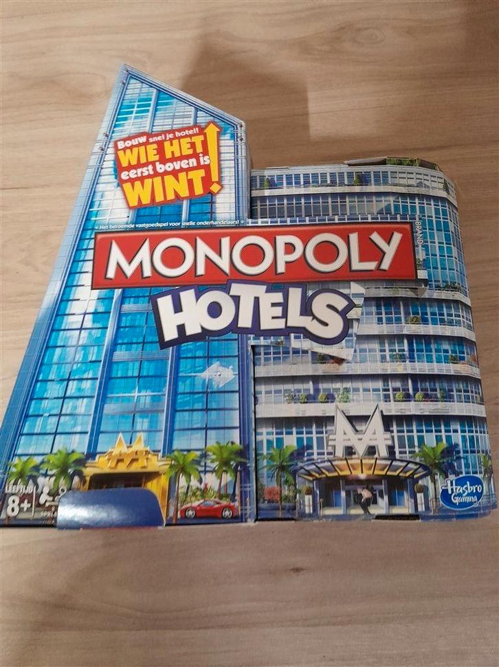 Monopoly Hotels - s1632, Hobby en Vrije tijd, Gezelschapsspellen | Bordspellen, Zo goed als nieuw, Ophalen of Verzenden