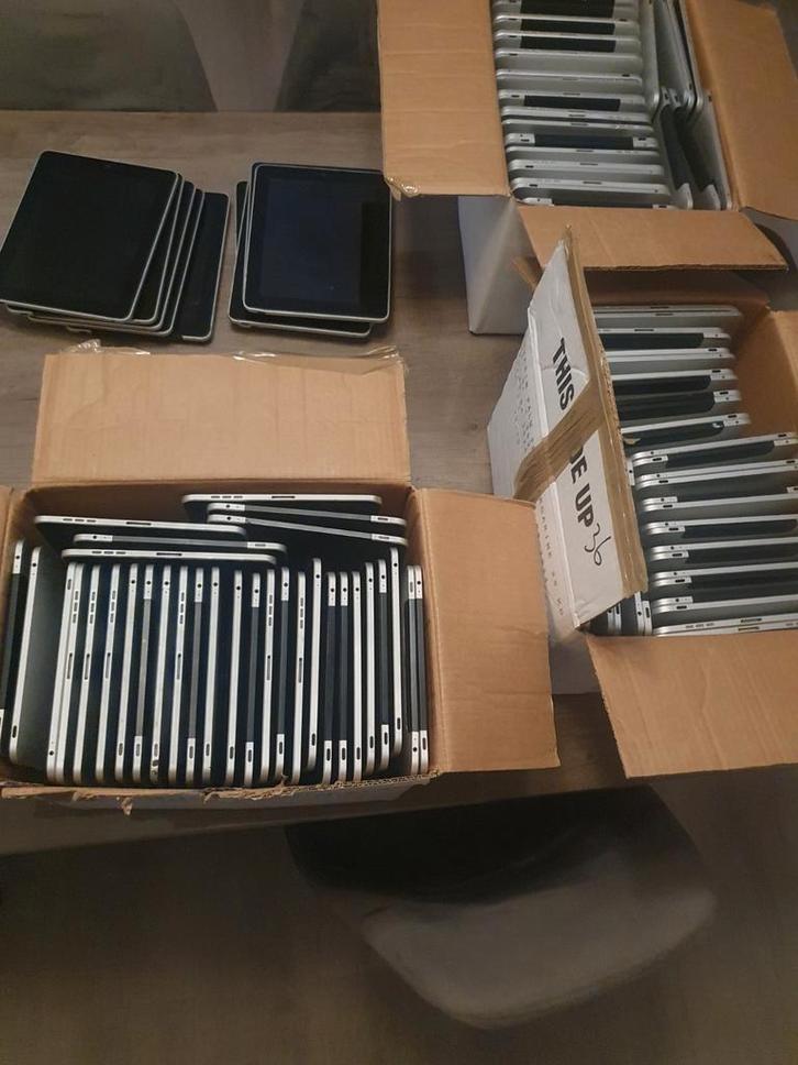 Partij 100x Apple ipad 1 16/32/64gb WiFi en 3G, Computers en Software, Apple iPads, Apple iPad, 10 inch, 64 GB, Ophalen of Verzenden