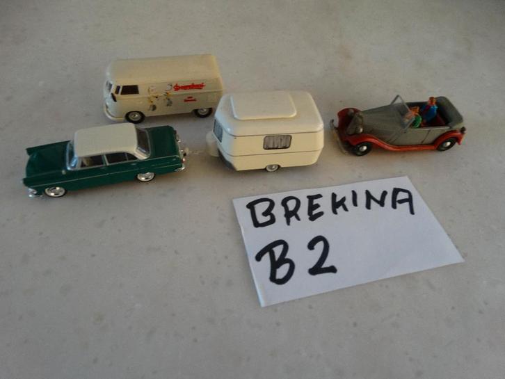 HO: set B2 : BREKINA: 1 VW BUS, 1 OPEL en 1 CABRIO., Hobby en Vrije tijd, Modeltreinen | H0, Zo goed als nieuw, Brug, Tunnel of Gebouw