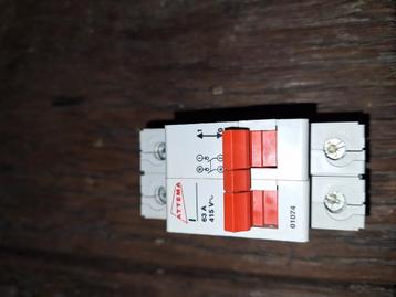 Hoofdschakelaar 63A attema schneider 2fase beschikbaar voor biedingen