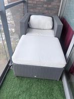 Grijze tuinstoel met voetenbank, Ophalen, Zo goed als nieuw, Rotan