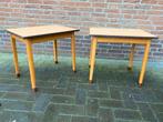 2 schooltafeltjes vintage, Kinderen en Baby's, Kinderkamer | Tafels en Stoelen, Verzenden, Zo goed als nieuw, Stoel(en)