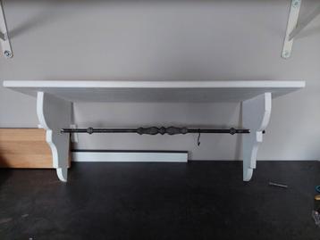 Wandplank, brocante regaal, antiek beschikbaar voor biedingen