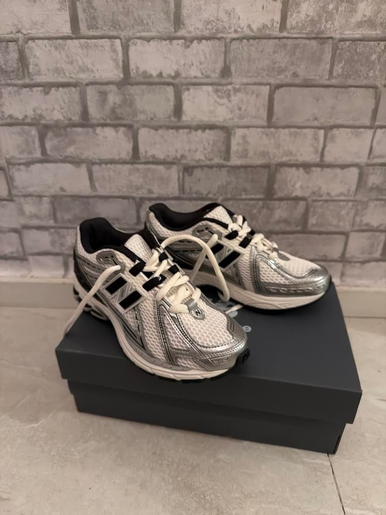 New Balance - Maat 37 - Nieuw met bon en doos, Ophalen of Verzenden, Nieuw, Sneakers of Gympen