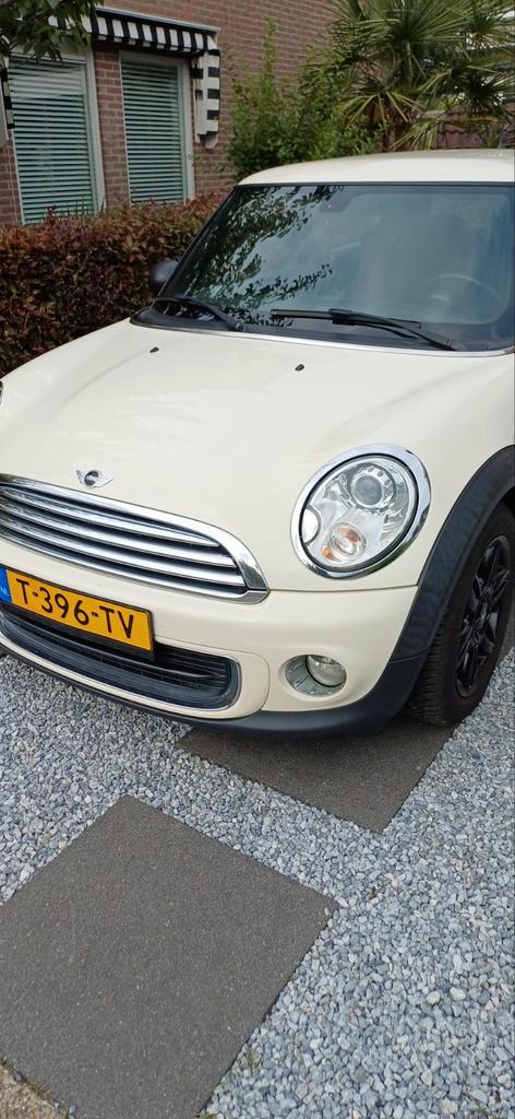 Mini 1.6 ONE 2013 Wit, Auto's, Mini, Particulier, Benzine, Hatchback, Handgeschakeld, Geïmporteerd, Wit, Voorwielaandrijving, Ophalen