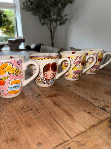 4 Blond Amsterdam Mokken - Verschillende Prints beschikbaar voor biedingen
