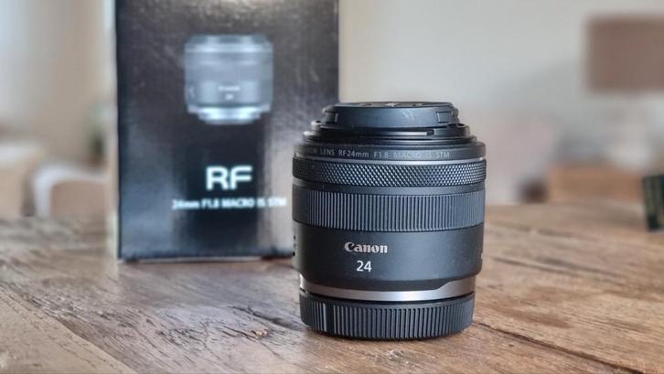 Canon RF 24mm F1.8 Macro IS STM Lens, Audio, Tv en Foto, Fotografie | Lenzen en Objectieven, Zo goed als nieuw, Macrolens, Verzenden