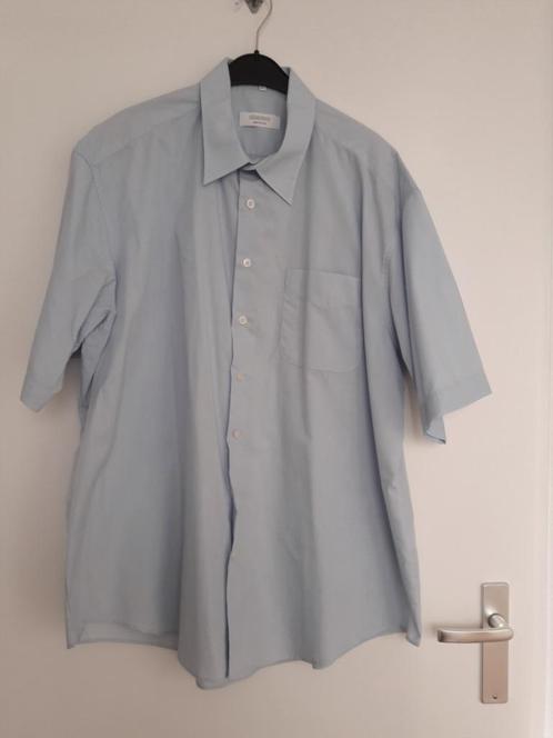 Prachtig overhemd met korte mouw kleur helder licht blauw., Kleding | Heren, Overhemden, Zo goed als nieuw, Overige halswijdtes