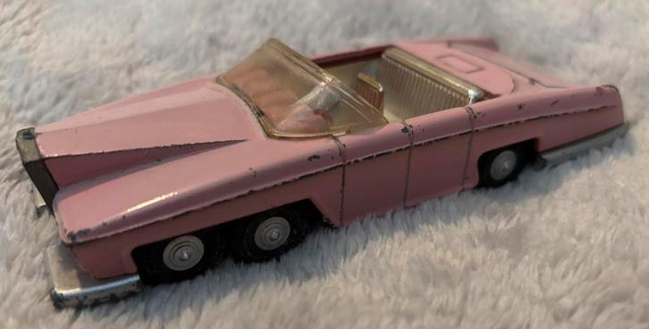 FAB-1 Thunderbirds voertuig Dinky Toys. Matige staat, incmpl, Verzamelen, Poppetjes en Figuurtjes, Gebruikt, Ophalen of Verzenden