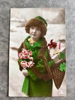Aan Tilly: meisje met cadeautjes (CW), Verzamelen, Ansichtkaarten | Themakaarten, Ophalen of Verzenden, 1920 tot 1940, Gelopen