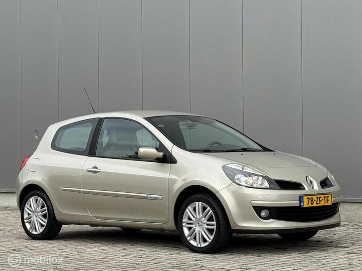 Renault Clio 1.6 16V Initiale - nieuwe APK - Beurt gehad, Auto's, Renault, Bedrijf, Te koop, Clio, ABS, Airbags, Airconditioning