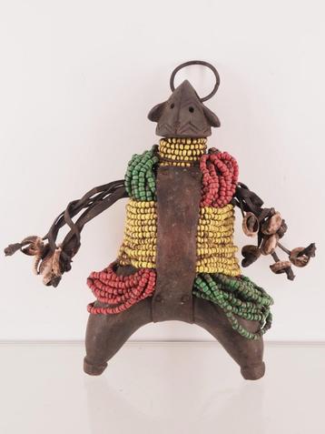 Div. Afr. kunst oa Namji doll Kameroen NR.1  (251009-01)  beschikbaar voor biedingen