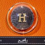 Hermes Fashion Pills by James Chiew, Ophalen of Verzenden