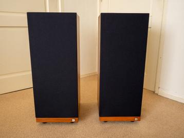 KEF Calinda speakers beschikbaar voor biedingen