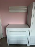 Babykamer (Commode ledikant en wandplank set), Kinderen en Baby's, Kinderkamer | Complete kinderkamers, Ophalen, Zo goed als nieuw