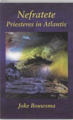 Nefratete priesteres in Atlantis, Ophalen of Verzenden, Zo goed als nieuw, Spiritualiteit algemeen, Overige typen