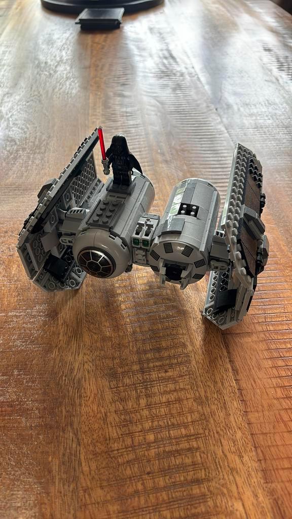LEGO Star Wars tie-fighter met boekje, Kinderen en Baby's, Speelgoed | Duplo en Lego, Zo goed als nieuw, Lego, Complete set, Ophalen of Verzenden