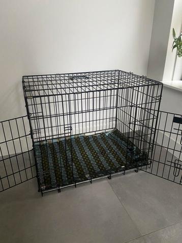 Hondenbench large beschikbaar voor biedingen