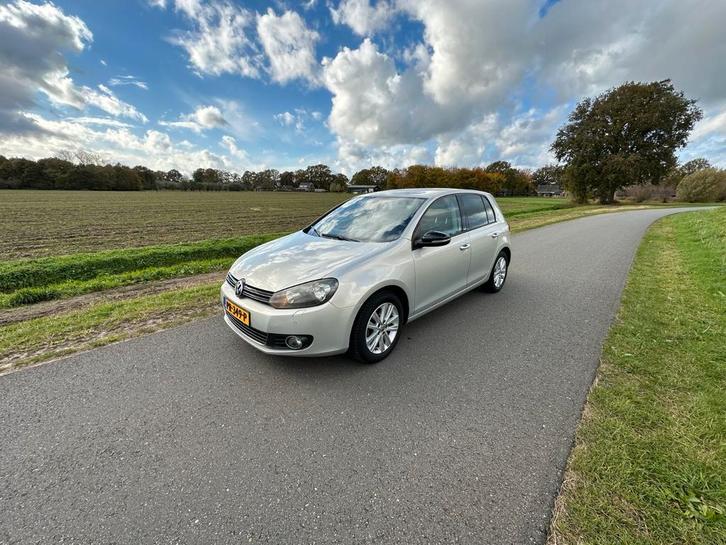 Volkswagen Golf 6 1.2 TSI 63,2 kW 2011, Auto's, Volkswagen, Particulier, Benzine, A, Hatchback, Handgeschakeld, Geïmporteerd, Zilver of Grijs