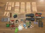 Houten treinbaan met accessoires, Kinderen en Baby's, Ophalen of Verzenden, Gebruikt, Overige typen