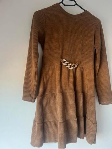 Bruine Jurk met Ketting - Maat 152 beschikbaar voor biedingen