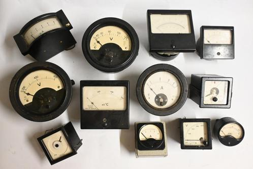 lot partij oude meters tbv stroom volt ampere industrieel, Antiek en Kunst, Antiek | Gereedschap en Instrumenten, Ophalen of Verzenden